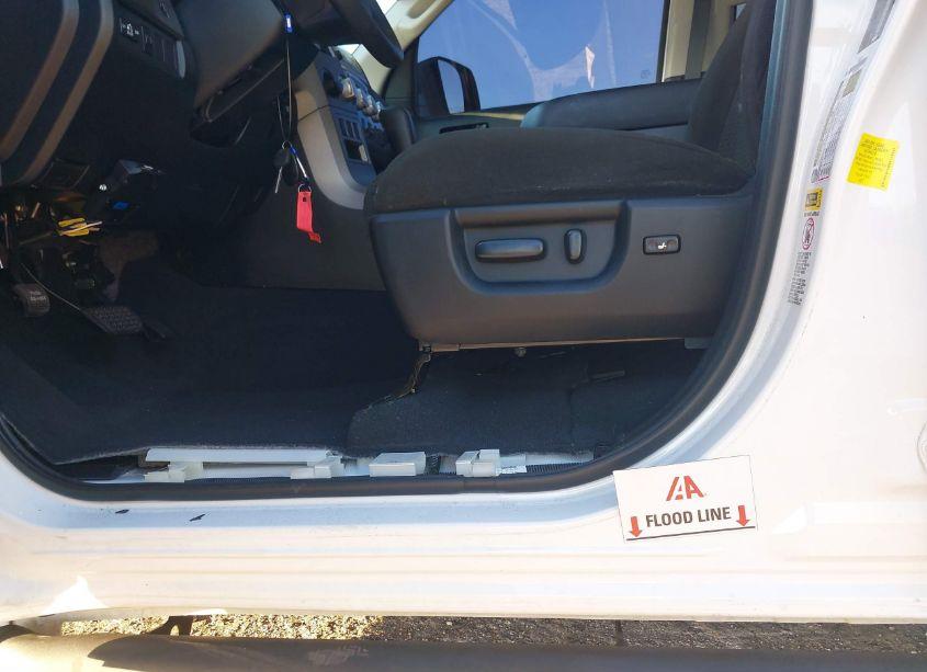 Photo 6 of 2011 Toyota Tundra GRADE 5.7L V8 (VIN 5TFRY5F19BX112531)