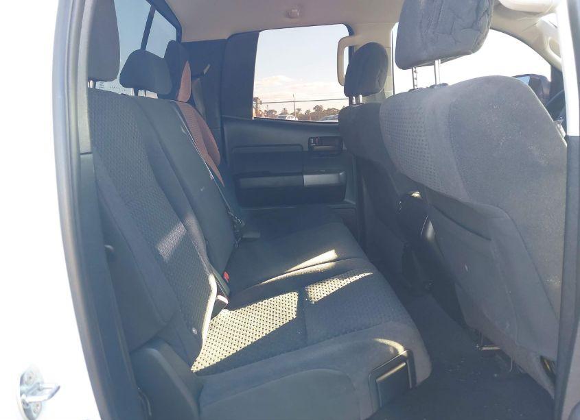 Photo 8 of 2011 Toyota Tundra GRADE 5.7L V8 (VIN 5TFRY5F19BX112531)