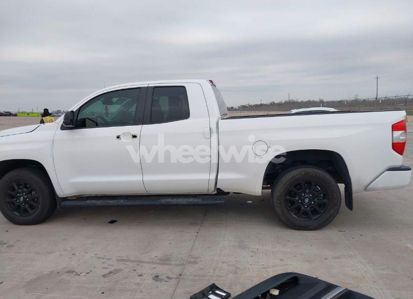 Photo 14 of 2019 Toyota Tundra SR5 5.7L V8 (VIN 5TFRY5F19KX245581)