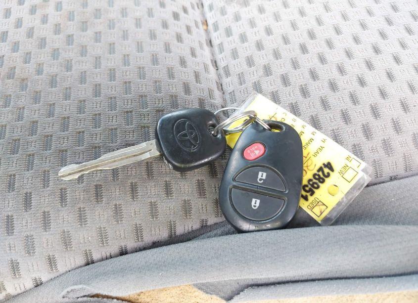 Photo 11 of 2010 Toyota Tundra GRADE 5.7L V8 (VIN 5TFRY5F1XAX074354)