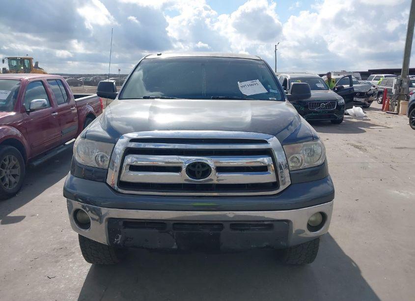 Photo 12 of 2010 Toyota Tundra GRADE 5.7L V8 (VIN 5TFRY5F1XAX074354)