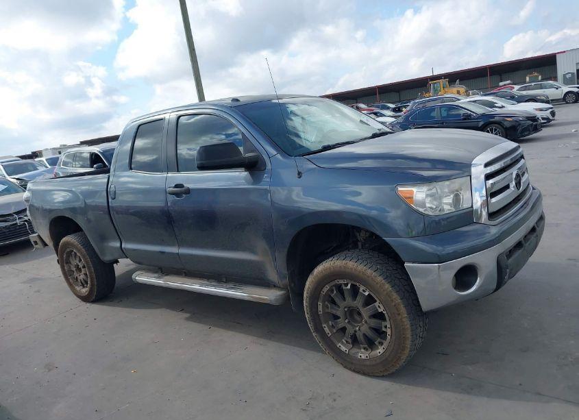 Photo 13 of 2010 Toyota Tundra GRADE 5.7L V8 (VIN 5TFRY5F1XAX074354)