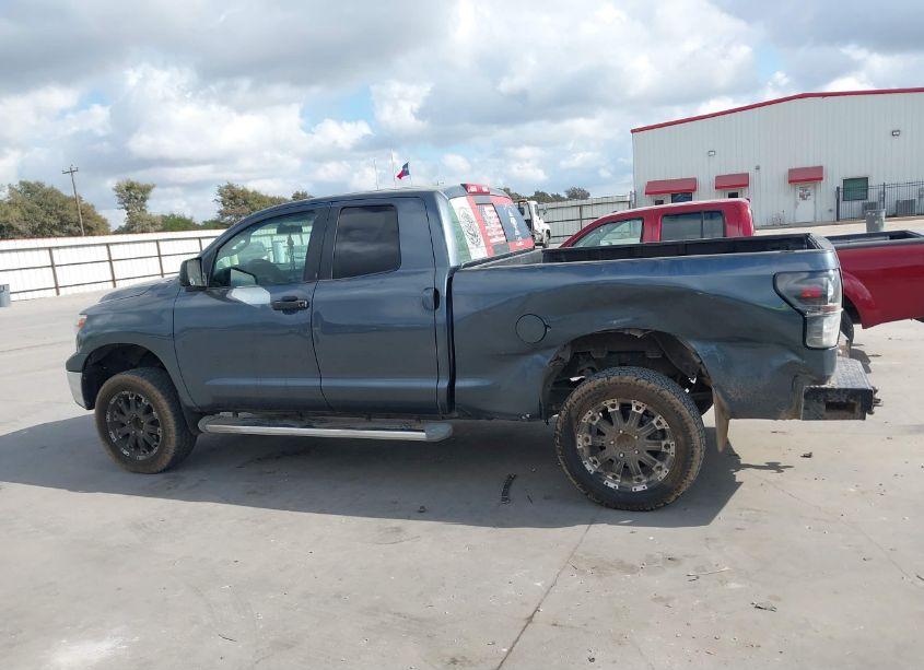 Photo 14 of 2010 Toyota Tundra GRADE 5.7L V8 (VIN 5TFRY5F1XAX074354)