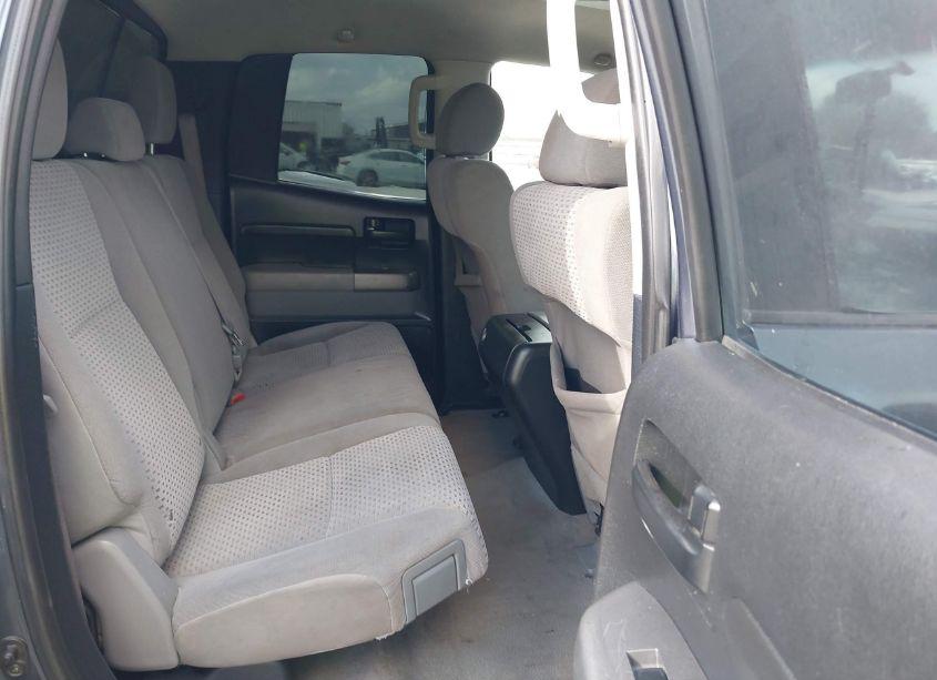 Photo 8 of 2010 Toyota Tundra GRADE 5.7L V8 (VIN 5TFRY5F1XAX074354)