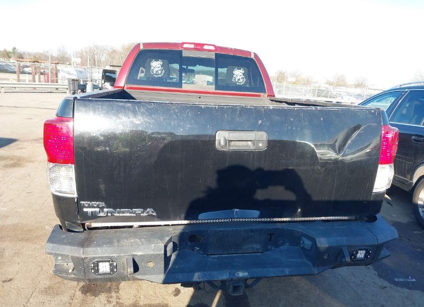 Photo 16 of 2010 Toyota Tundra GRADE 5.7L V8 (VIN 5TFRY5F1XAX085581)