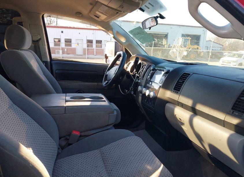 Photo 5 of 2010 Toyota Tundra GRADE 5.7L V8 (VIN 5TFRY5F1XAX085581)