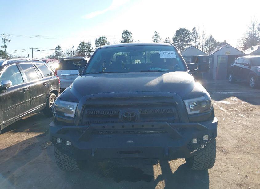 Photo 6 of 2010 Toyota Tundra GRADE 5.7L V8 (VIN 5TFRY5F1XAX085581)