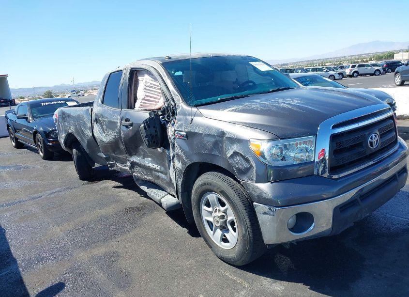 Photo 6 of 2012 Toyota Tundra GRADE 5.7L V8 (VIN 5TFRY5F1XCX131560)