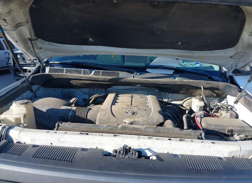 Photo 10 of 2014 Toyota Tundra SR5 5.7L V8 (VIN 5TFRY5F1XEX154484)