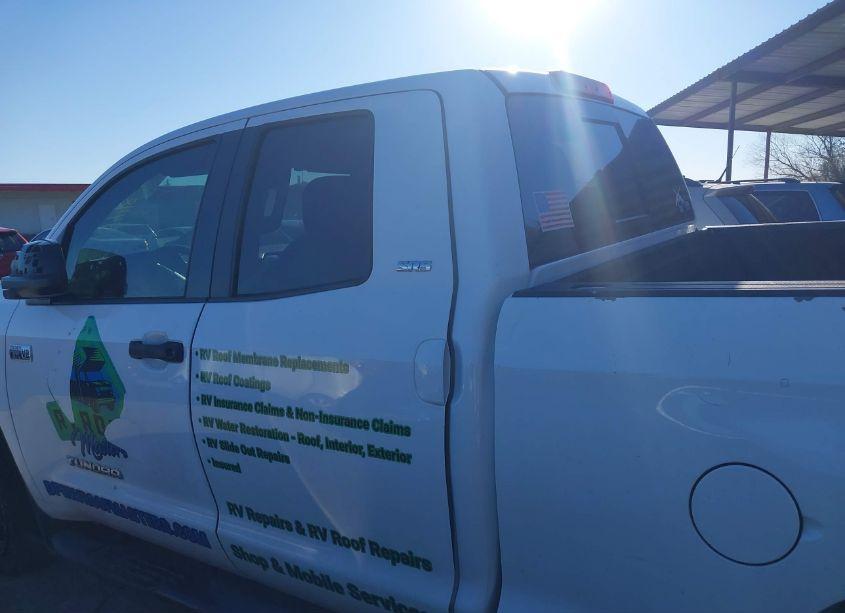 Photo 13 of 2014 Toyota Tundra SR5 5.7L V8 (VIN 5TFRY5F1XEX154484)