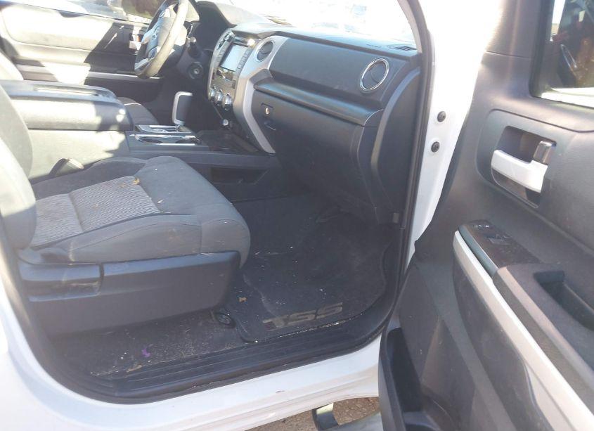 Photo 5 of 2014 Toyota Tundra SR5 5.7L V8 (VIN 5TFRY5F1XEX154484)