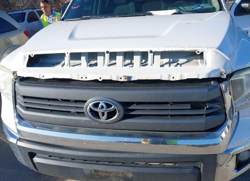 Photo 6 of 2014 Toyota Tundra SR5 5.7L V8 (VIN 5TFRY5F1XEX154484)