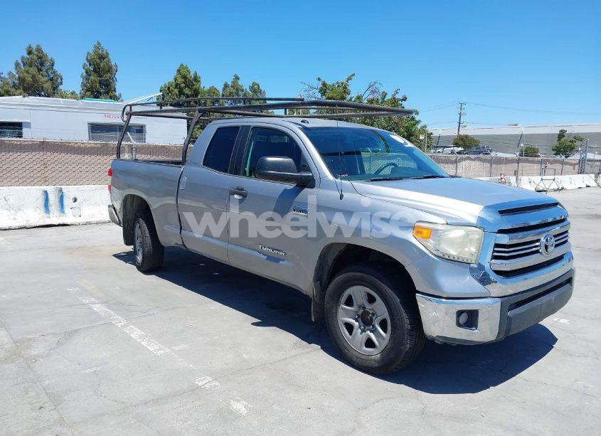 2015 Toyota Tundra SR5 5.7L V8 (VIN 5TFRY5F1XFX191844) main photo