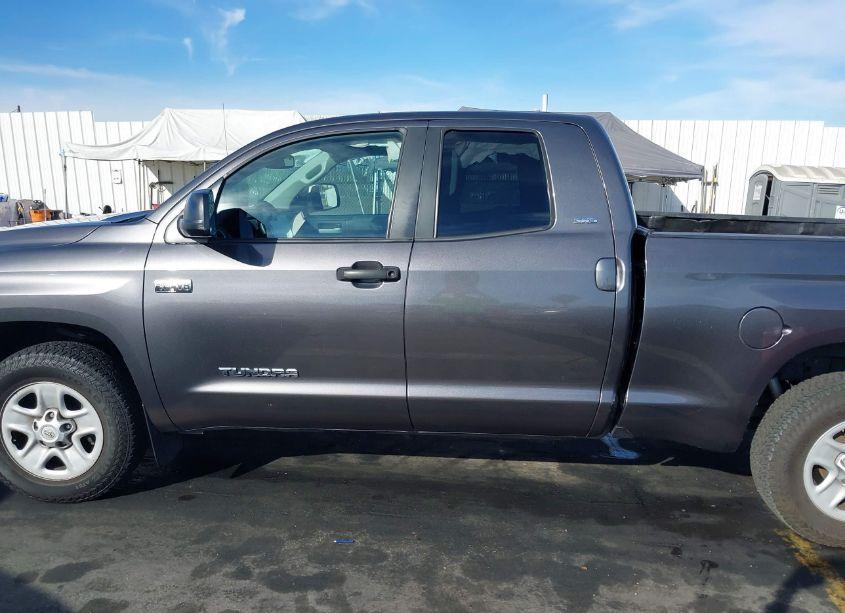 Photo 14 of 2016 Toyota Tundra SR5 5.7L V8 (VIN 5TFRY5F1XGX210877)