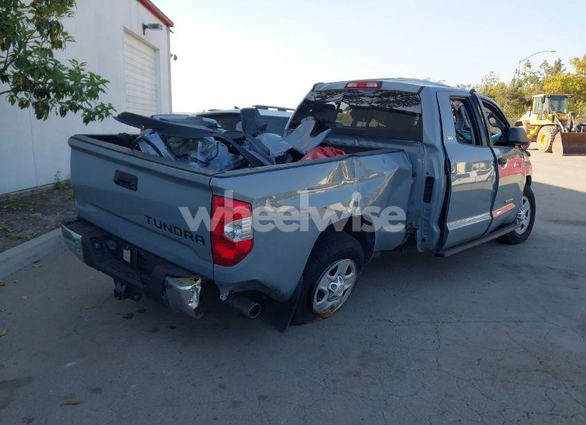 Photo 4 of 2018 Toyota Tundra SR5 5.7L V8 (VIN 5TFRY5F1XJX239156)