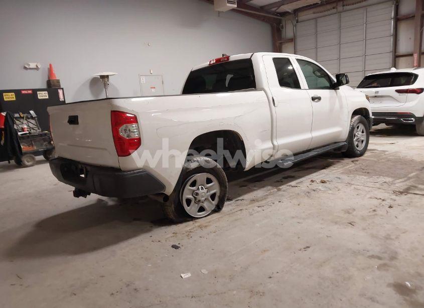 Photo 4 of 2020 Toyota Tundra SR (VIN 5TFRY5F1XLX256817)