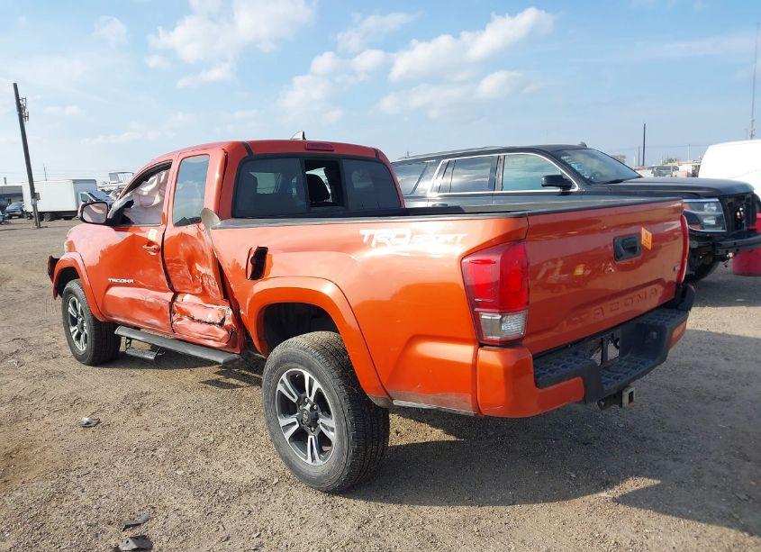 Photo 13 of 2016 Toyota Tacoma TRD SPORT (VIN 5TFRZ5CN0GX008358)