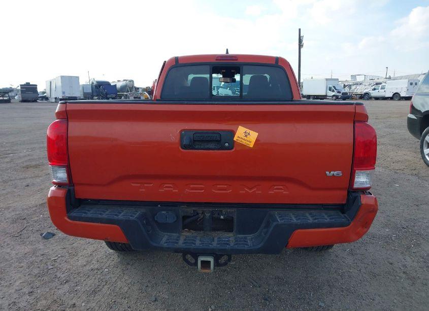 Photo 15 of 2016 Toyota Tacoma TRD SPORT (VIN 5TFRZ5CN0GX008358)