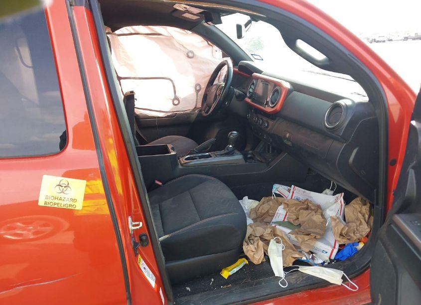 Photo 5 of 2016 Toyota Tacoma TRD SPORT (VIN 5TFRZ5CN0GX008358)