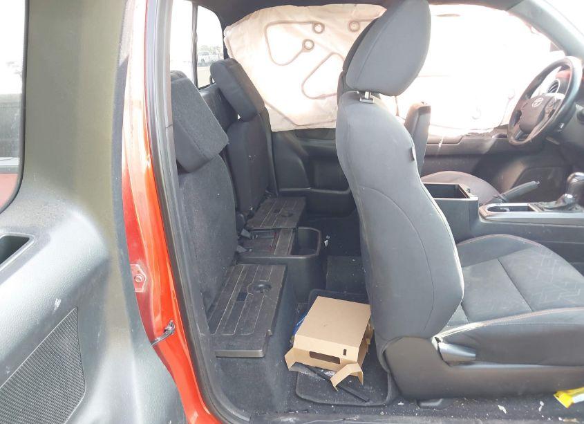 Photo 8 of 2016 Toyota Tacoma TRD SPORT (VIN 5TFRZ5CN0GX008358)