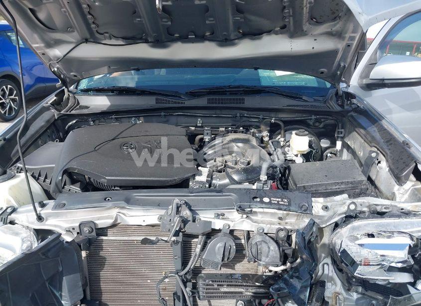 Photo 10 of 2017 Toyota Tacoma SR5 V6 (VIN 5TFRZ5CN1HX042942)