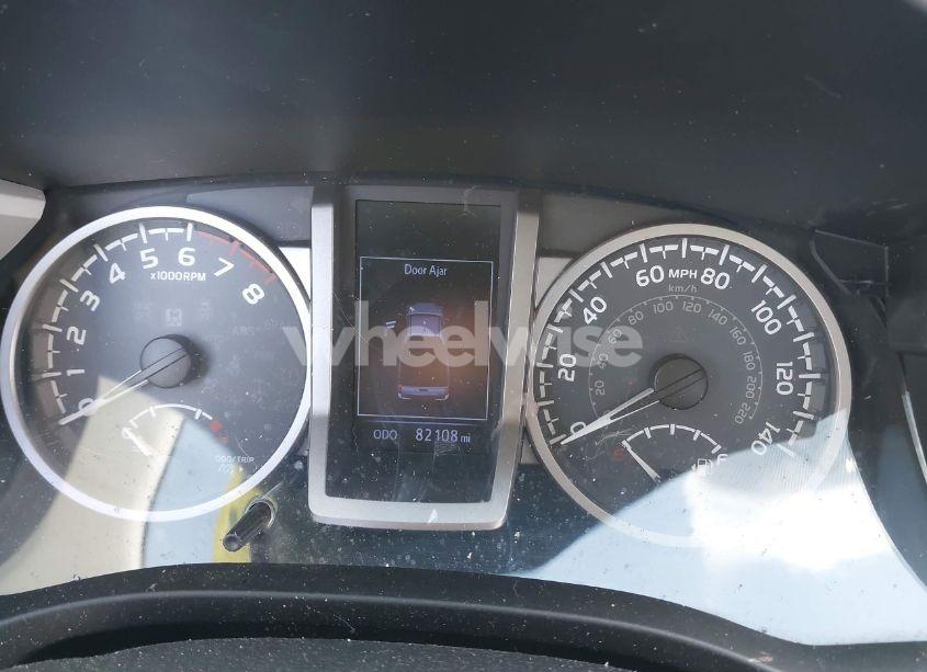 Photo 7 of 2017 Toyota Tacoma SR5 V6 (VIN 5TFRZ5CN1HX042942)