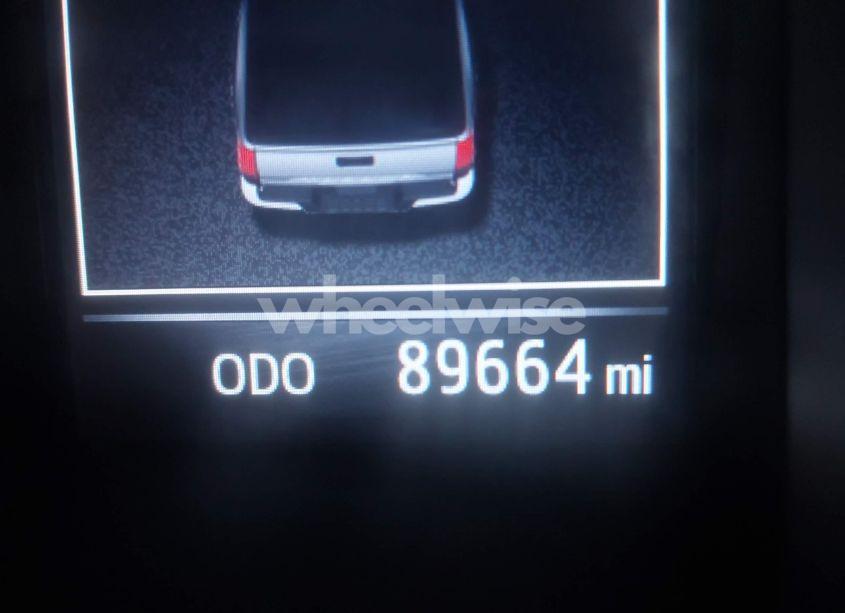 Photo 16 of 2017 Toyota Tacoma SR5 V6 (VIN 5TFRZ5CN3HX042392)