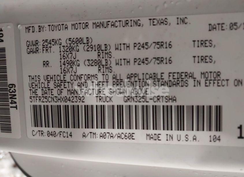 Photo 9 of 2017 Toyota Tacoma SR5 V6 (VIN 5TFRZ5CN3HX042392)