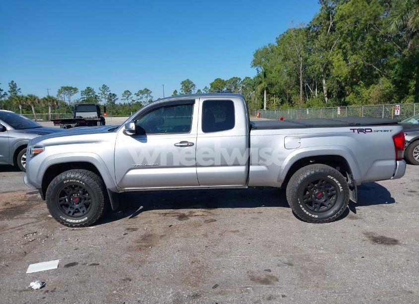 Photo 14 of 2017 Toyota Tacoma TRD SPORT (VIN 5TFRZ5CN5HX053801)