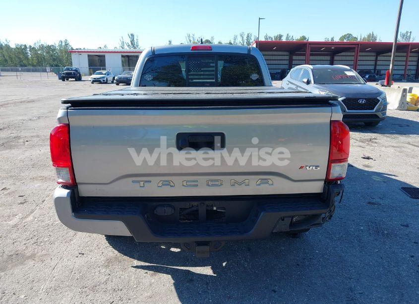 Photo 16 of 2017 Toyota Tacoma TRD SPORT (VIN 5TFRZ5CN5HX053801)