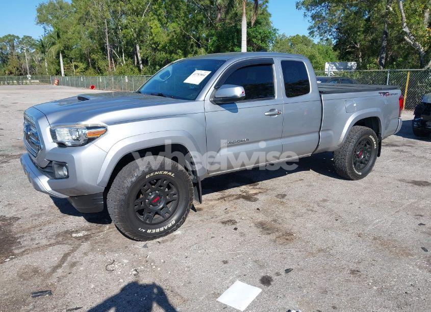 Photo 2 of 2017 Toyota Tacoma TRD SPORT (VIN 5TFRZ5CN5HX053801)