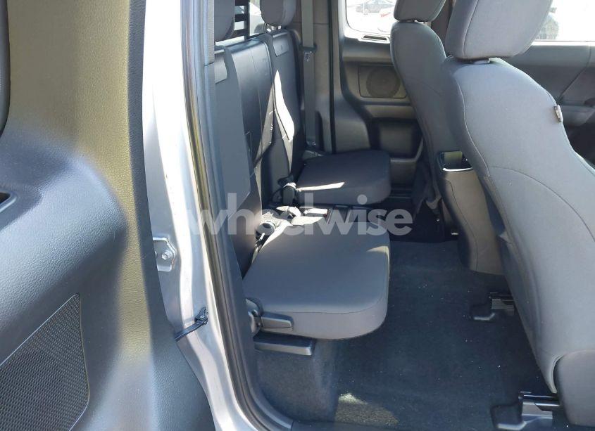 Photo 8 of 2017 Toyota Tacoma TRD SPORT (VIN 5TFRZ5CN5HX053801)