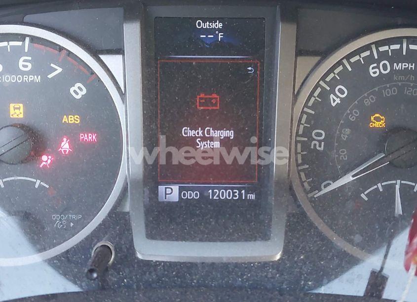Photo 15 of 2016 Toyota Tacoma SR5 V6 (VIN 5TFRZ5CNXGX019318)