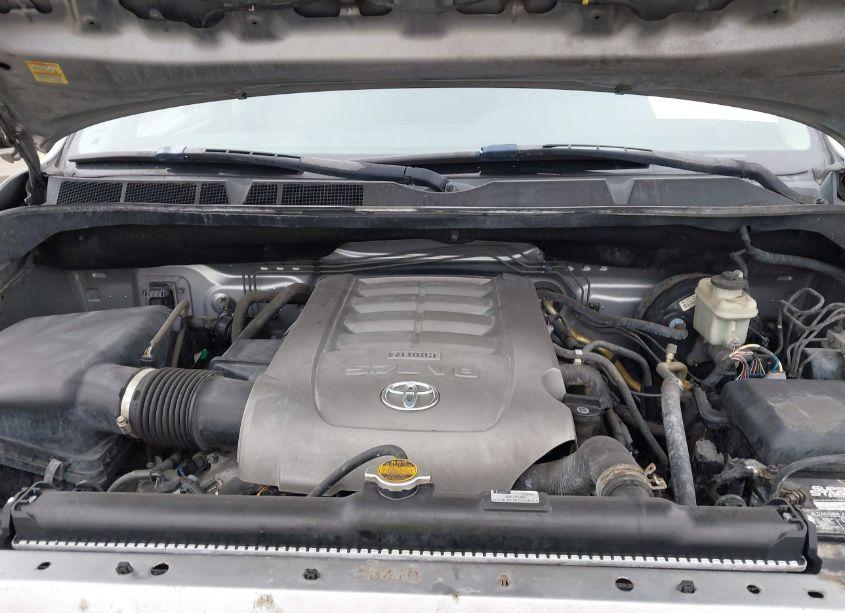 Photo 10 of 2007 Toyota Tundra SR5 5.7L V8 (VIN 5TFSV54107X002245)