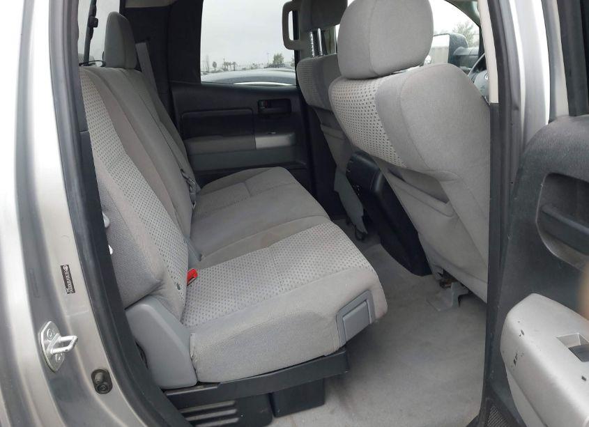 Photo 8 of 2007 Toyota Tundra SR5 5.7L V8 (VIN 5TFSV54107X002245)