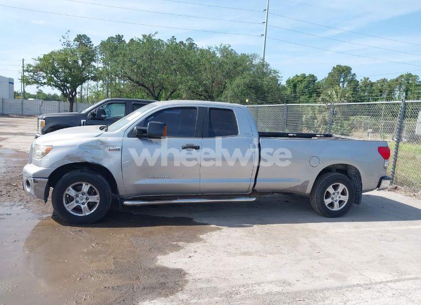 Photo 14 of 2007 Toyota Tundra SR5 5.7L V8 (VIN 5TFSV54117X004098)