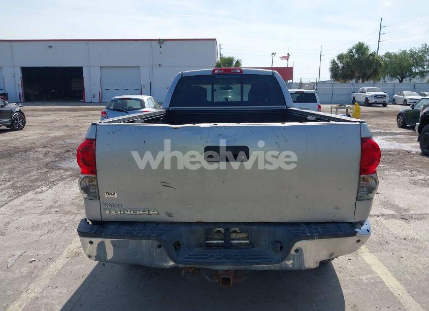 Photo 16 of 2007 Toyota Tundra SR5 5.7L V8 (VIN 5TFSV54117X004098)