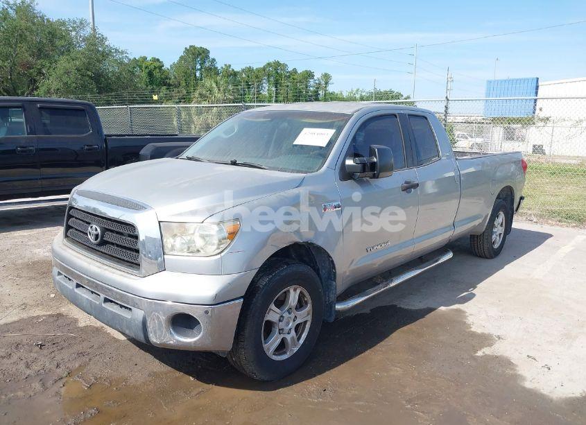 Photo 2 of 2007 Toyota Tundra SR5 5.7L V8 (VIN 5TFSV54117X004098)