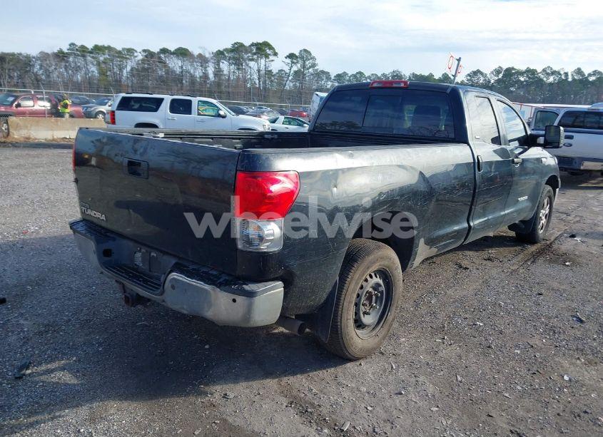 Photo 4 of 2007 Toyota Tundra SR5 5.7L V8 (VIN 5TFSV54127X003087)