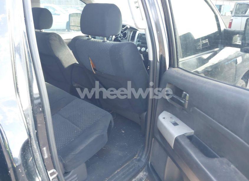 Photo 8 of 2007 Toyota Tundra SR5 5.7L V8 (VIN 5TFSV54127X003087)