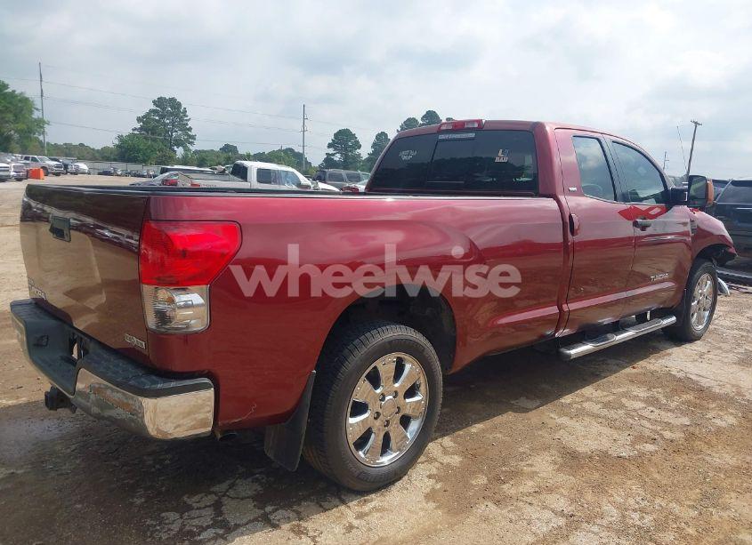 Photo 4 of 2007 Toyota Tundra SR5 5.7L V8 (VIN 5TFSV54157X003620)