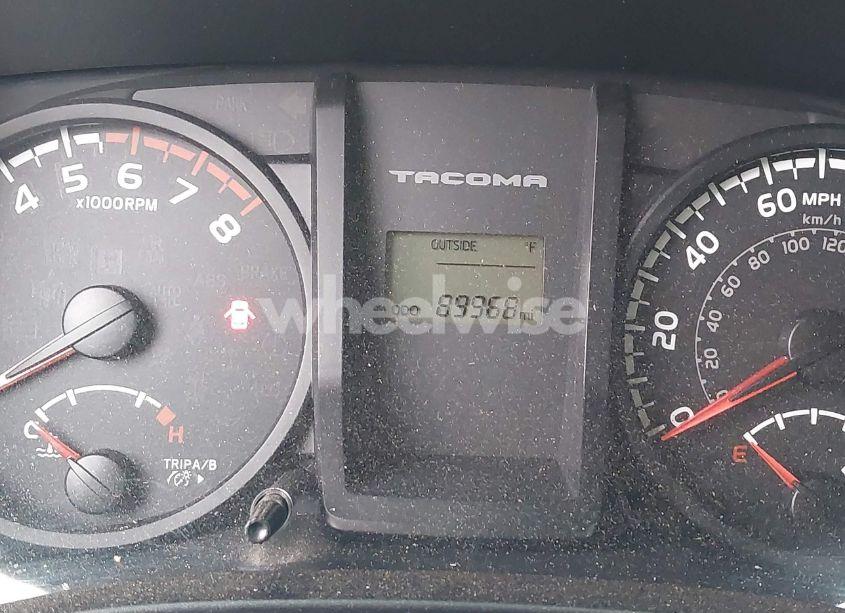 Photo 15 of 2016 Toyota Tacoma SR (VIN 5TFSX5EN0GX047214)