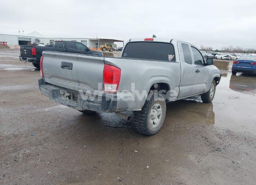 Photo 4 of 2016 Toyota Tacoma SR (VIN 5TFSX5EN0GX047214)