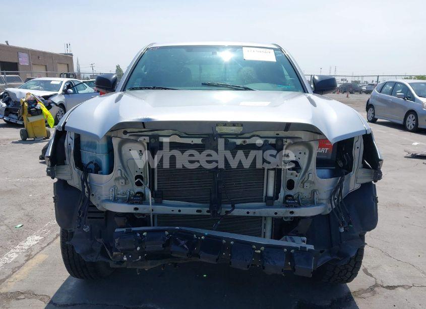 Photo 13 of 2017 Toyota Tacoma SR (VIN 5TFSX5EN1HX054965)