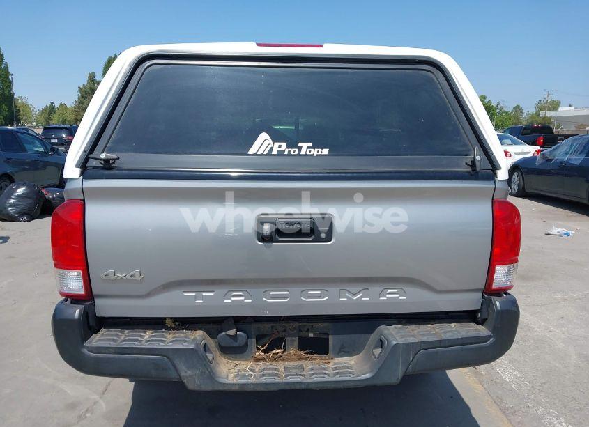 Photo 17 of 2017 Toyota Tacoma SR (VIN 5TFSX5EN1HX054965)