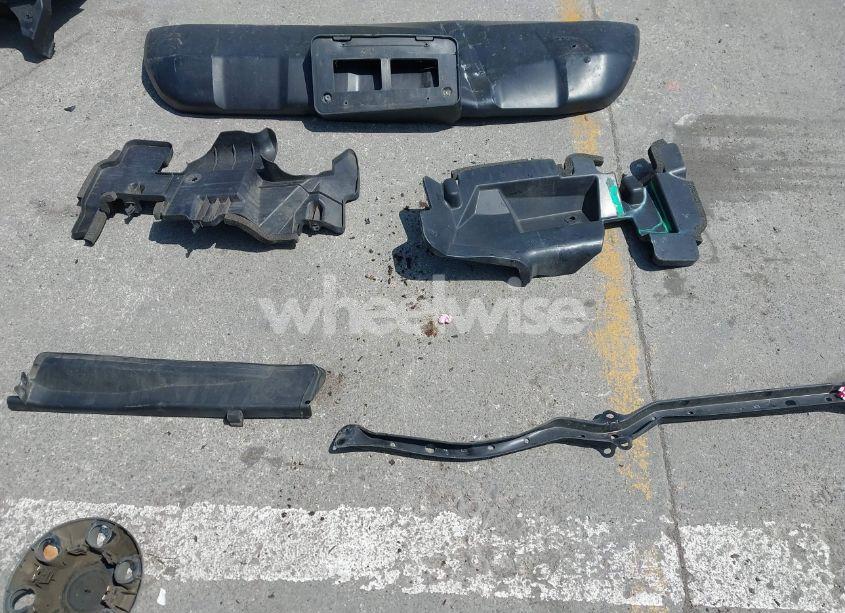 Photo 19 of 2017 Toyota Tacoma SR (VIN 5TFSX5EN1HX054965)