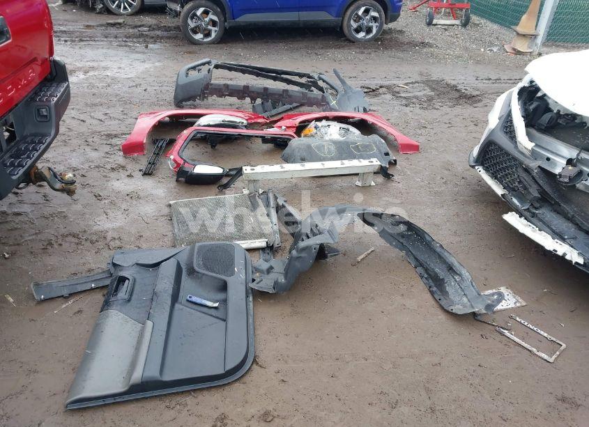 Photo 12 of 2018 Toyota Tacoma SR (VIN 5TFSX5EN1JX063008)