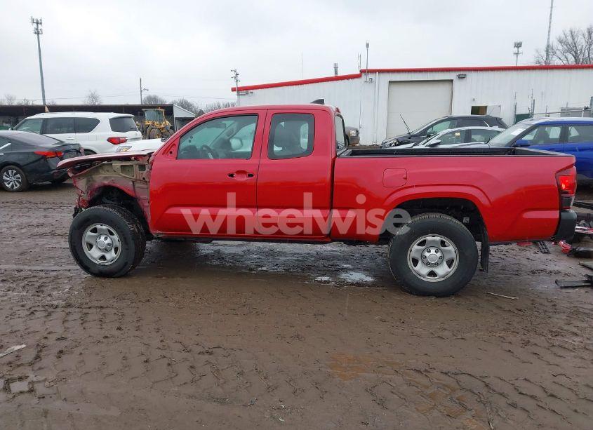 Photo 15 of 2018 Toyota Tacoma SR (VIN 5TFSX5EN1JX063008)