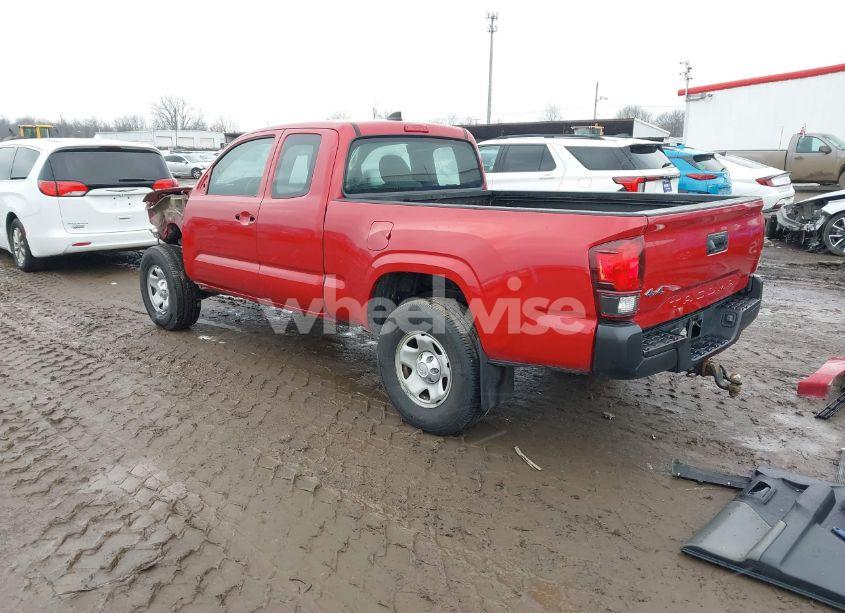 Photo 3 of 2018 Toyota Tacoma SR (VIN 5TFSX5EN1JX063008)