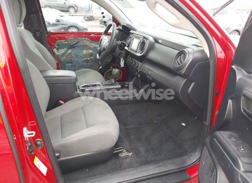 Photo 5 of 2018 Toyota Tacoma SR (VIN 5TFSX5EN1JX063008)